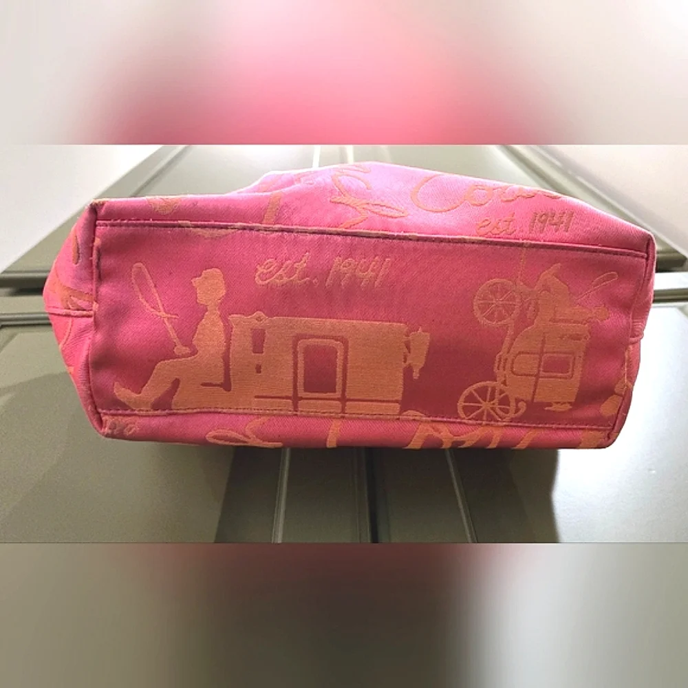 C- Coach rare pink peachy/orange Horse Carriage Pleated Tote Shoulder Bag F… - Picture 6 of 10
